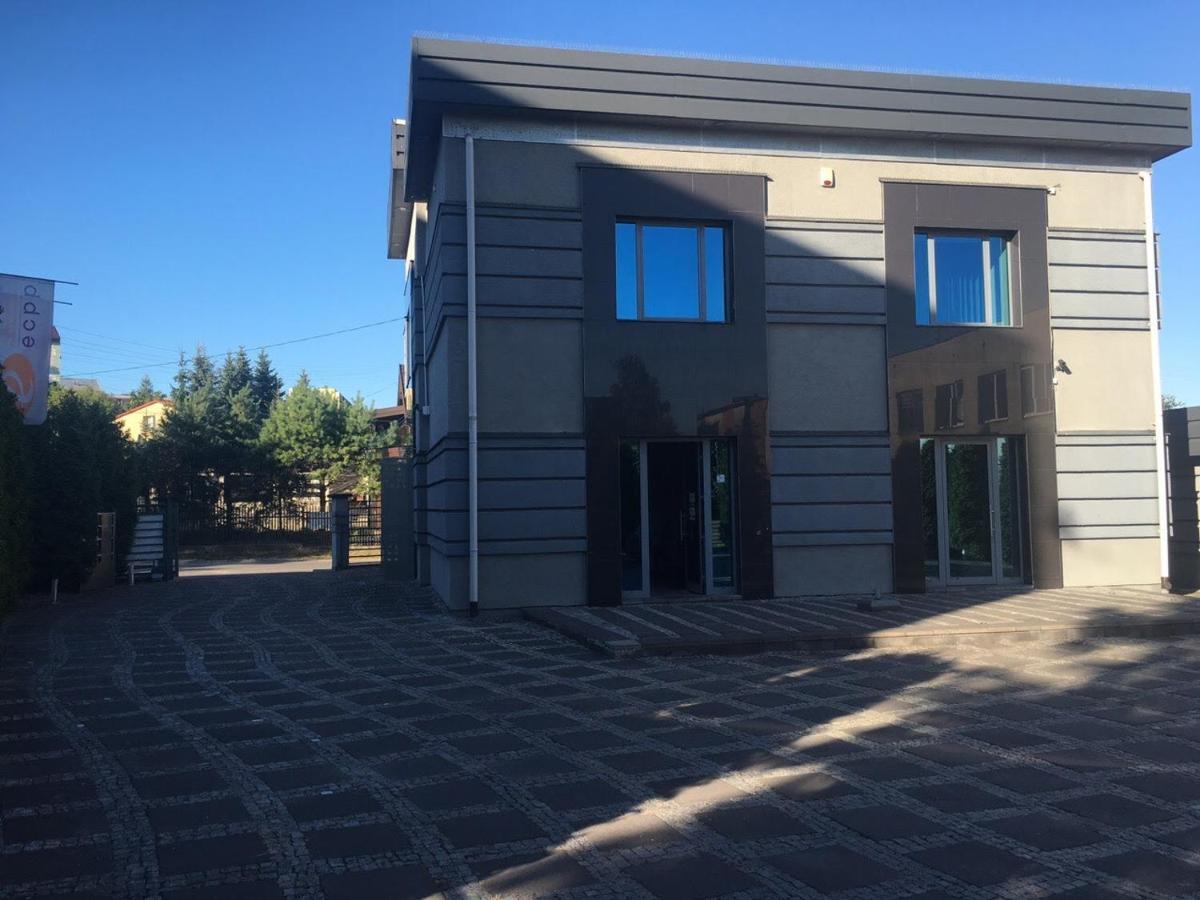 Maly Domek Kawalerka Starachowice Exterior photo